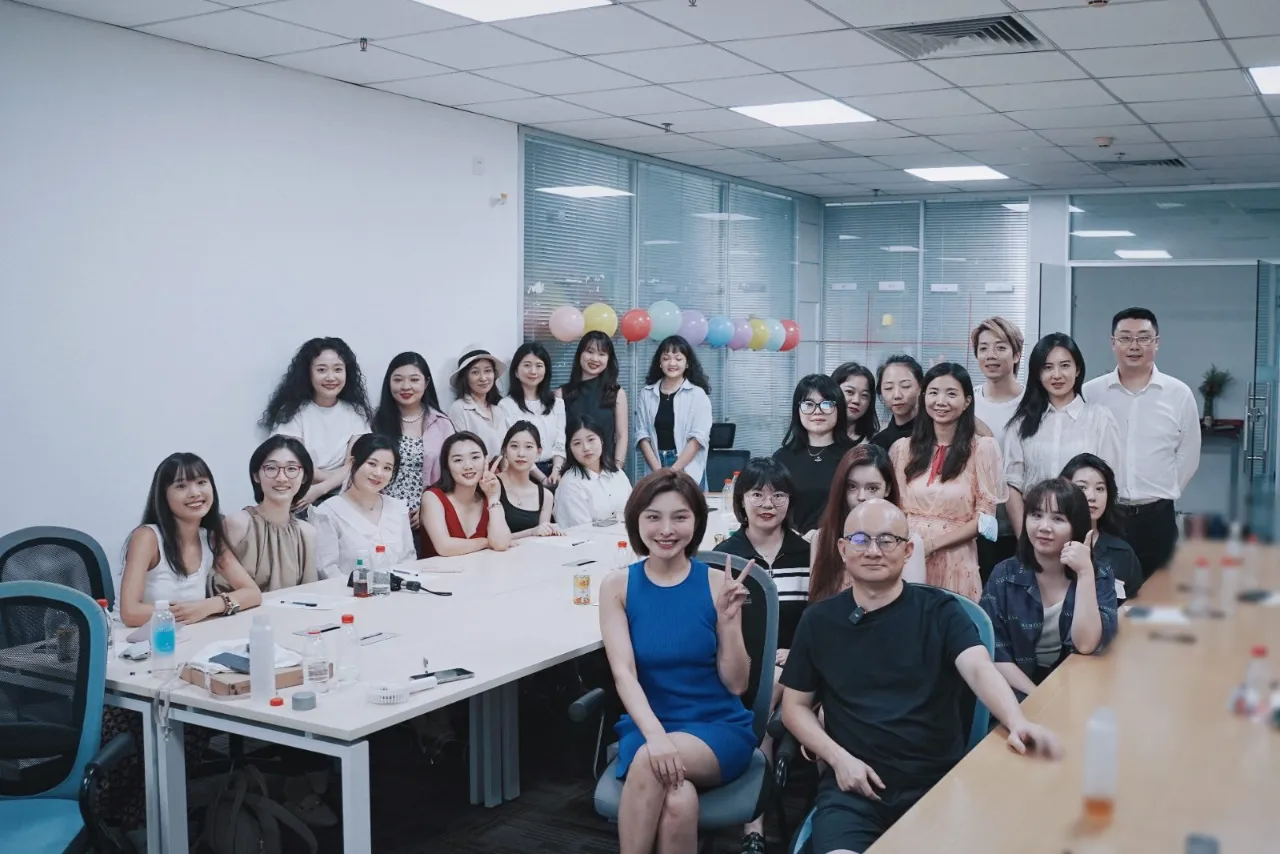范总再谈个人IP,如何把你的弱点变成你的特长,传播出去?
